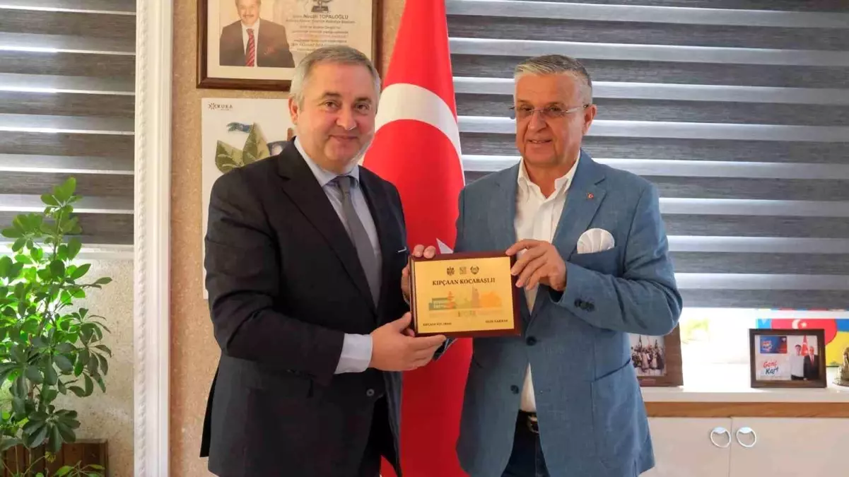 Kemer Belediyesi ile Kıpçak Belediyesi Arasında Kardeşlik Protokolü İmzalandı
