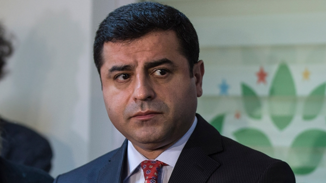 Bahçeli ve Özel’in açıklamaları sonrası Selahattin Demirtaş’tan dikkat çeken mektup