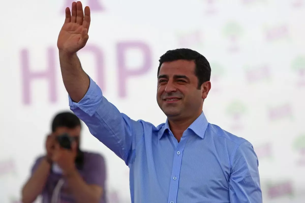 DEM Parti’den Selahattin Demirtaş’a kritik ziyaret