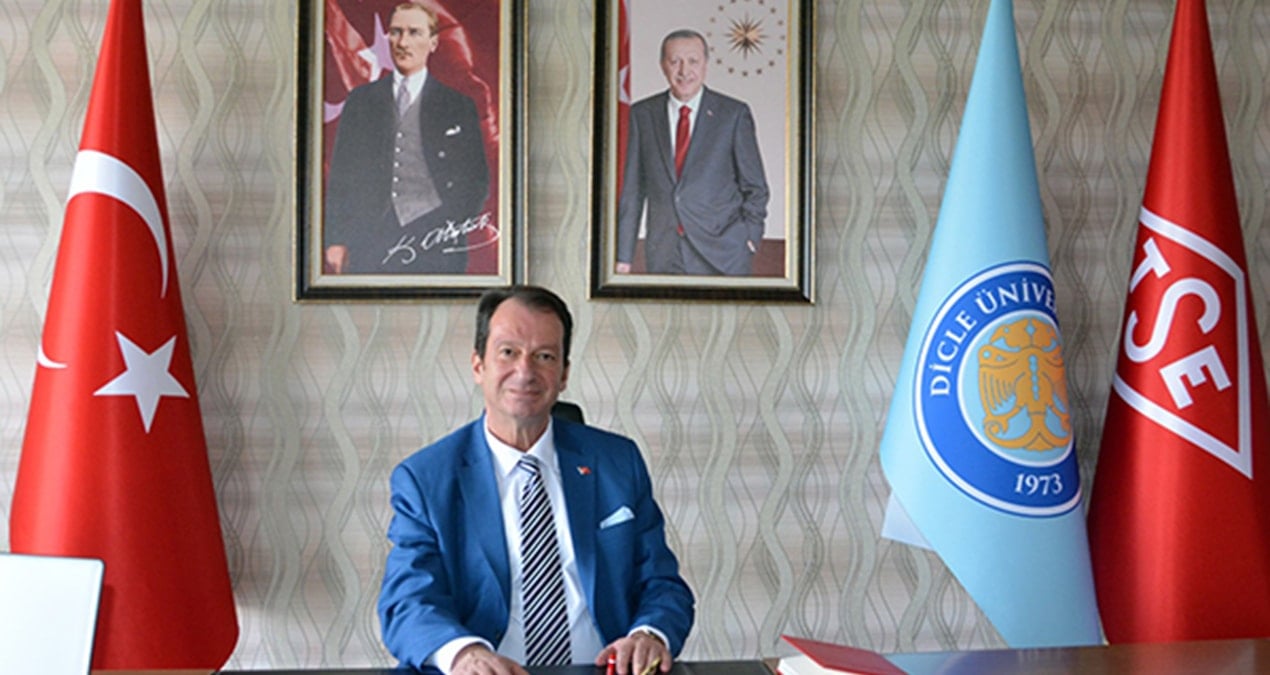 Torpilli rektöre banyolu dinlenme alanlı yeni oda