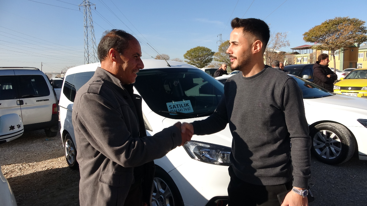 Van’da ikinci el araç alıcısı, yüksek fiyatlar nedeniyle ilgisiz