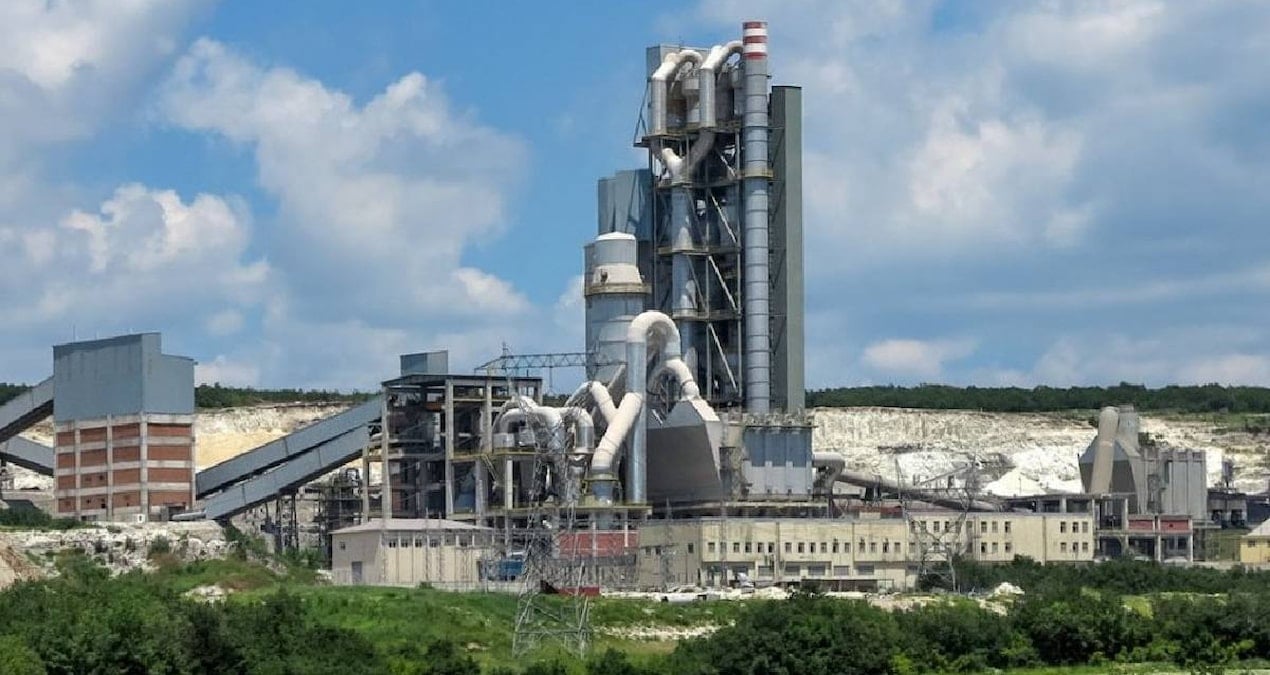 Yunanlar 190 milyon dolara Türk devini satın aldı