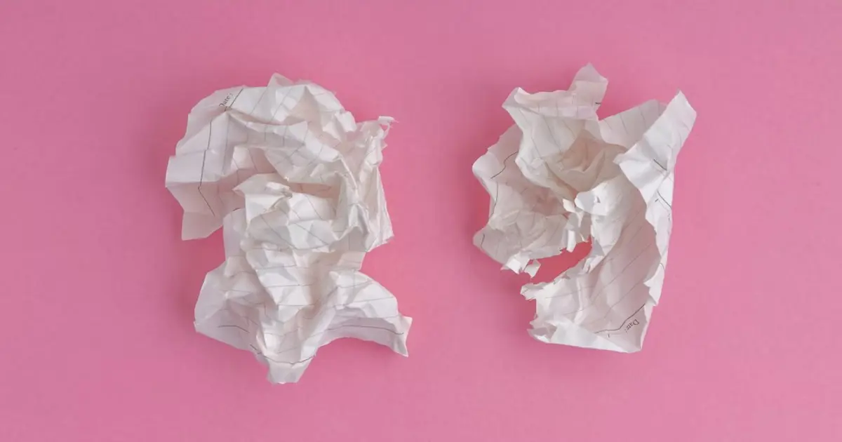 ABD’li öğrenci, sanat sergisindeki yapay zekalı görselleri söküp yedi | NTV Haber