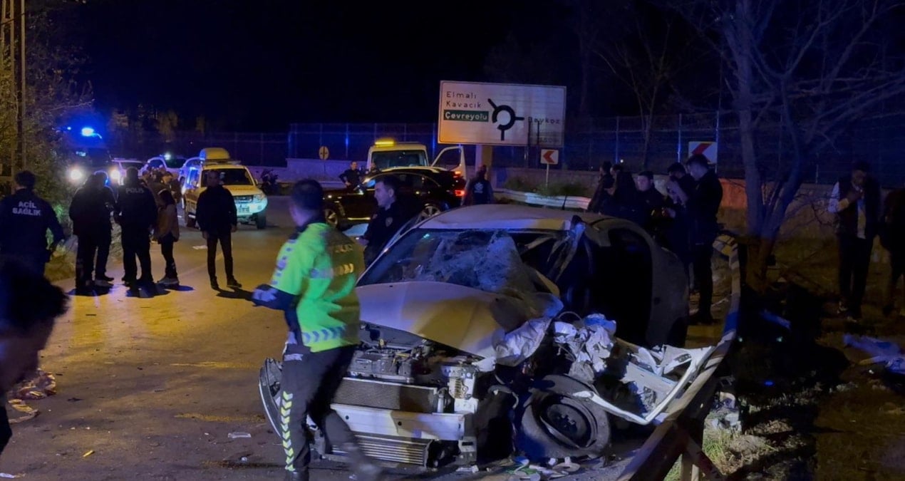 Beykoz’da Feci Trafik Kazası: 11 Yaralı, Bir Kişi Ağır Yaralı