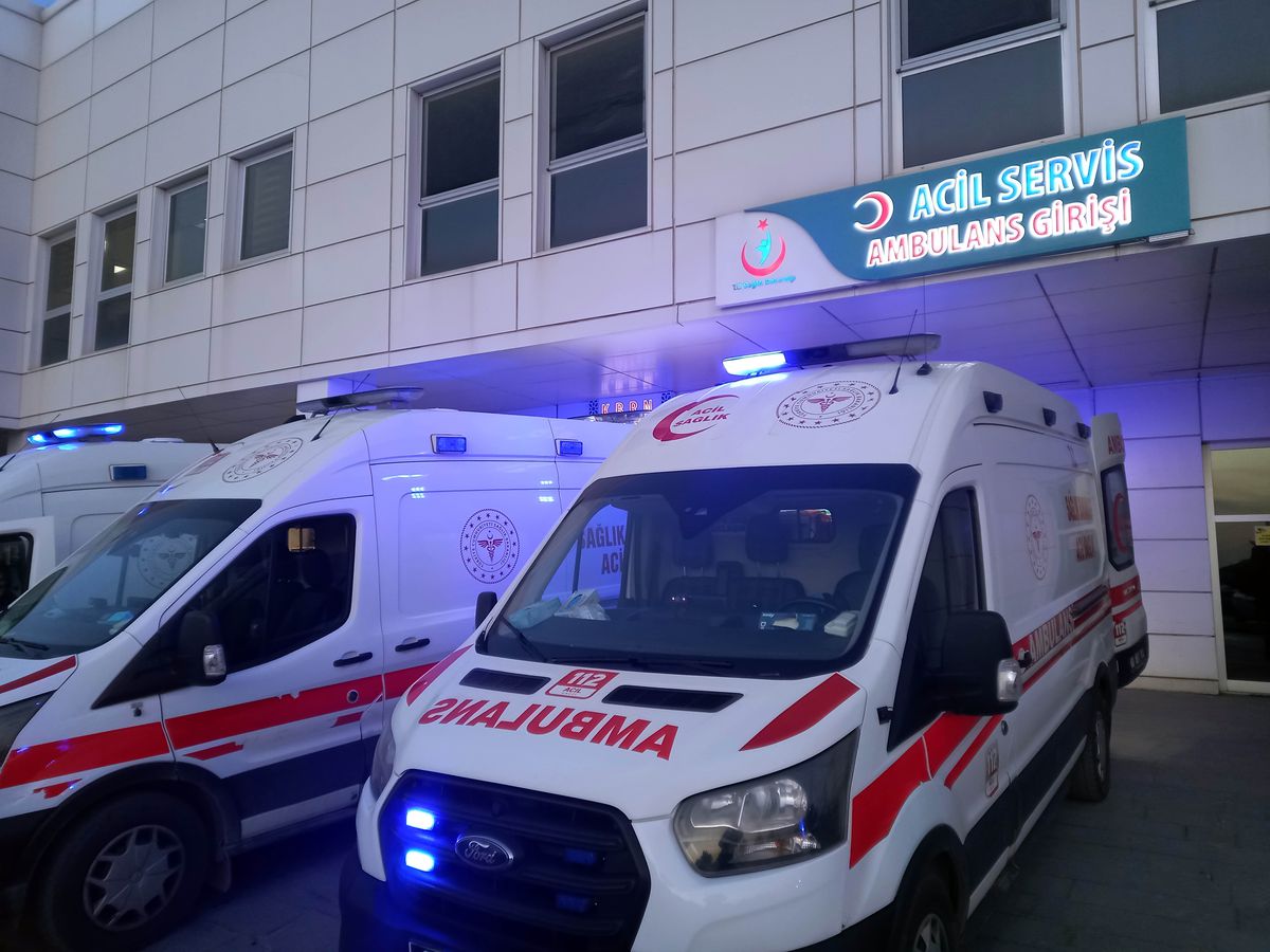 Aksaray’da Çay Bahçesinde Bıçaklı Saldırı Gerçekleşti