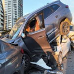 Kartal’da Zincirleme Kaza: 4 Araç Birbirine Girdi, 5 Yaralı