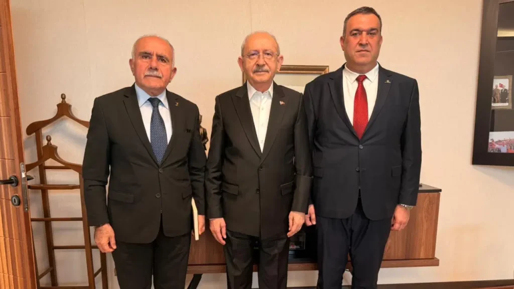 Kemal Kılıçdaroğlu’ndan Stratejik Buluşma: Gürsel Tekin’in Ekibiyle Bir Araya Geldi
